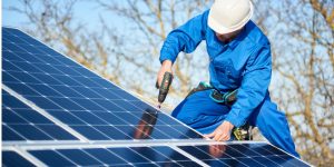 Installation Maintenance Panneaux Solaires Photovoltaïques à Estrées-Deniécourt